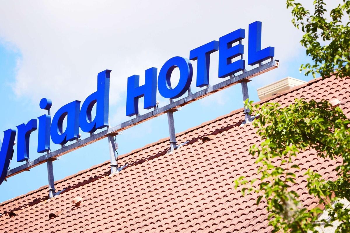 Kyriad Sadurengas Hotel Tanah Grogot Exterior photo